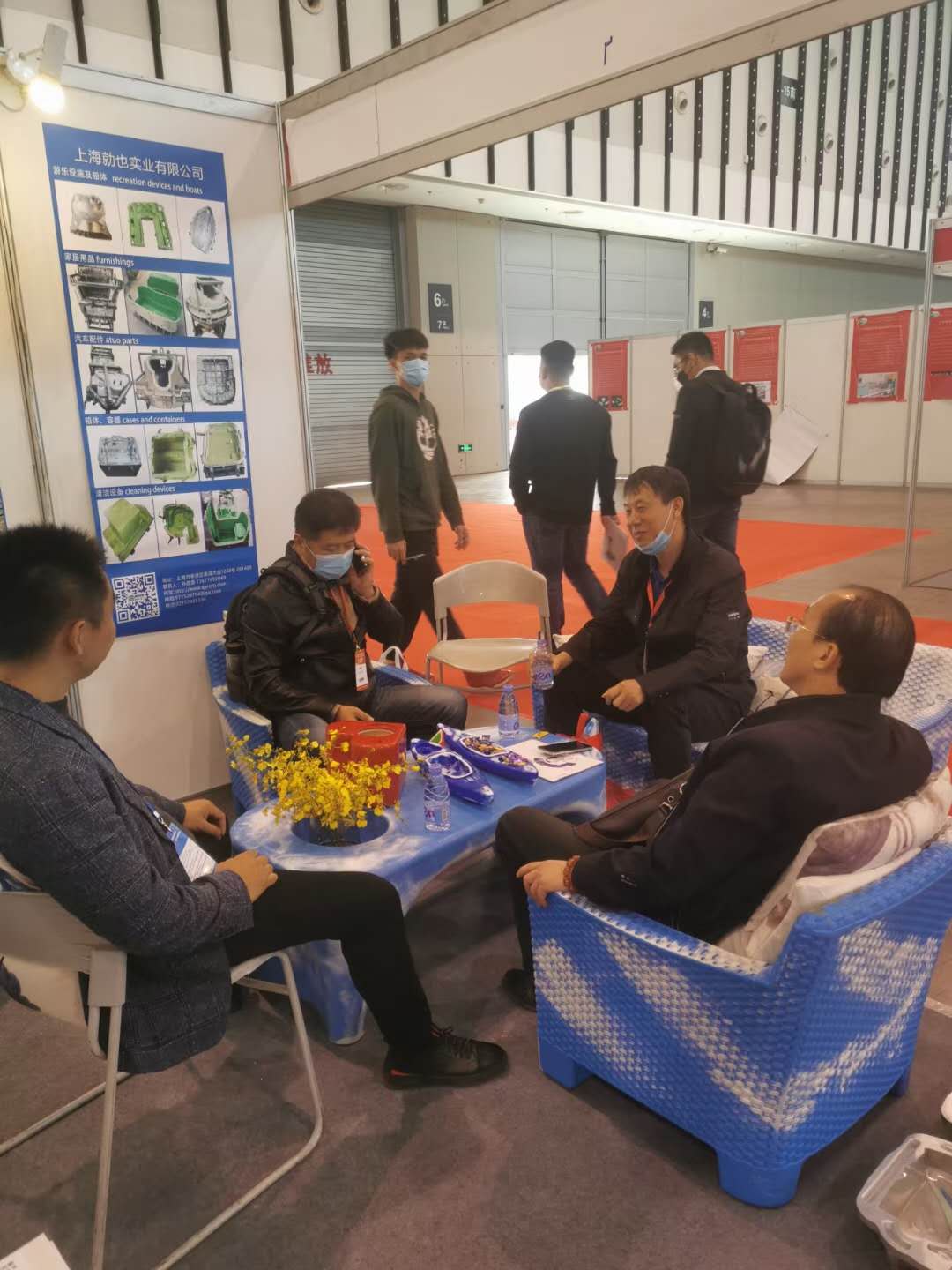 勍也實業總經理接待來訪賓客