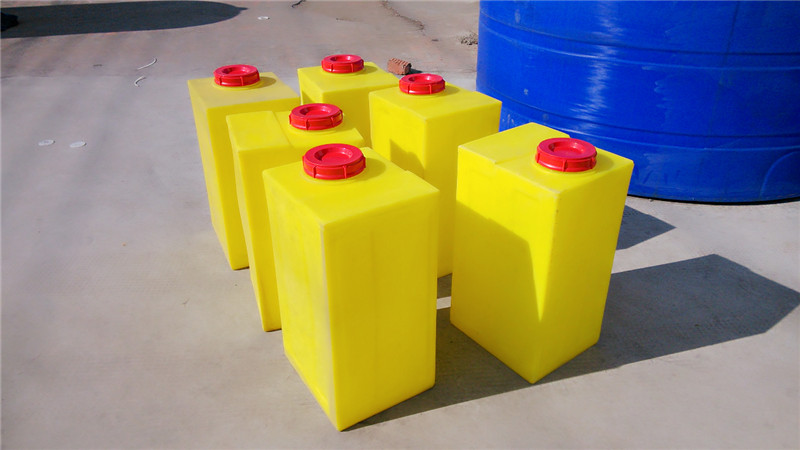 滾塑工藝將成為現(xiàn)代塑料工業(yè)的一個新突破口 滾塑工藝將成為現(xiàn)代塑料工業(yè)的一個新突破口